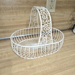 White Wire basket with handle floral designVintage wire basket white with floral